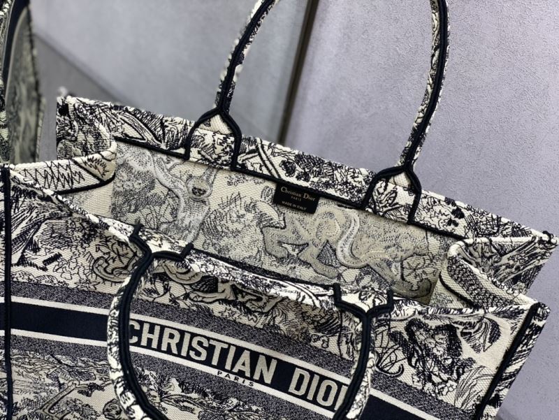 Christian Dior Shopping Bags